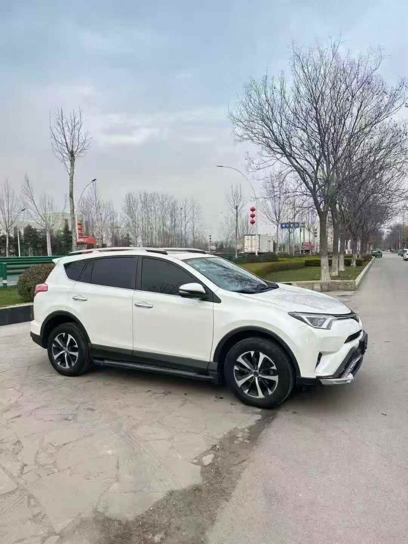 菏澤16年豐田RAV4榮放3