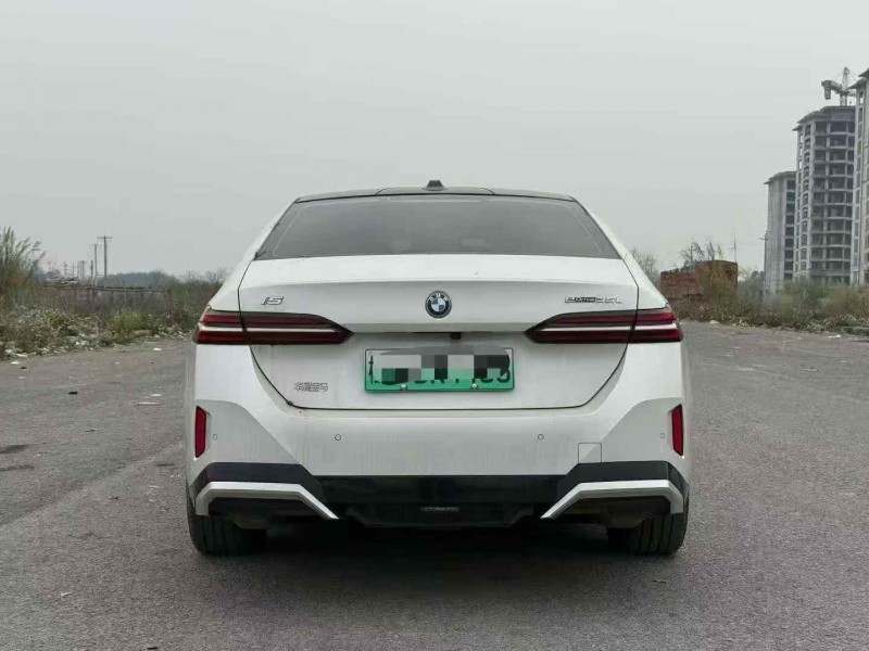 北海24年宝马I59