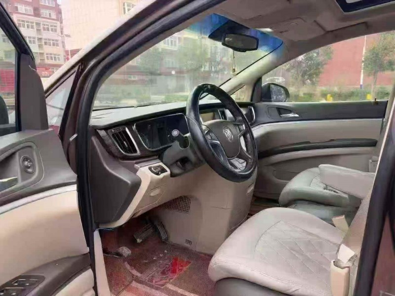 烟台13年别克GL84