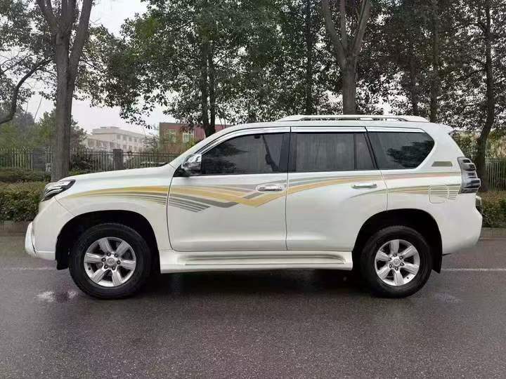 湘潭16年丰田普拉多9