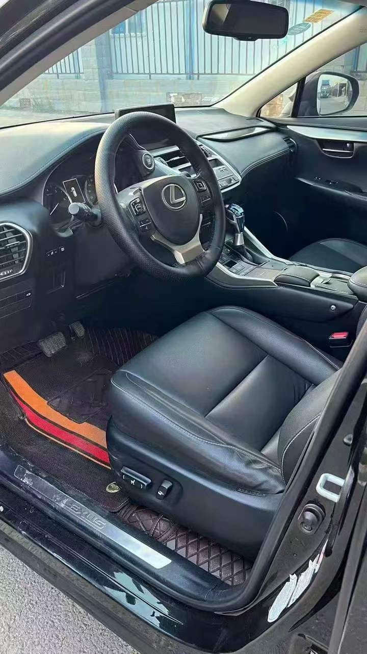 嘉兴19年雷克萨斯NX4