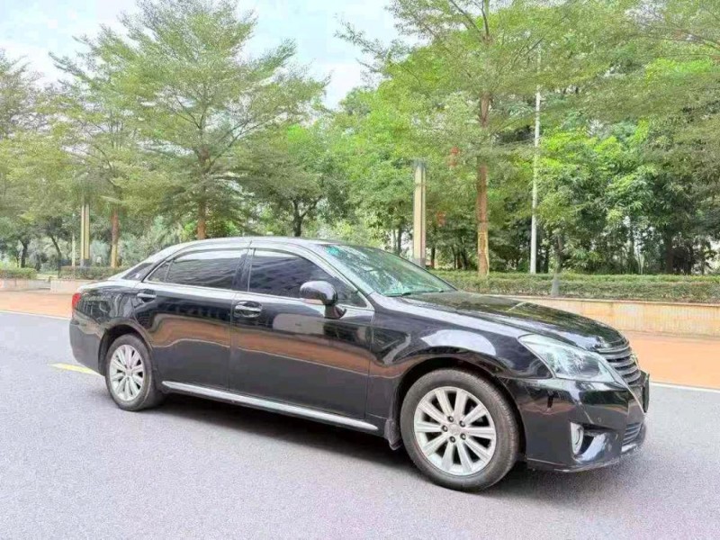 東莞15年豐田皇冠3