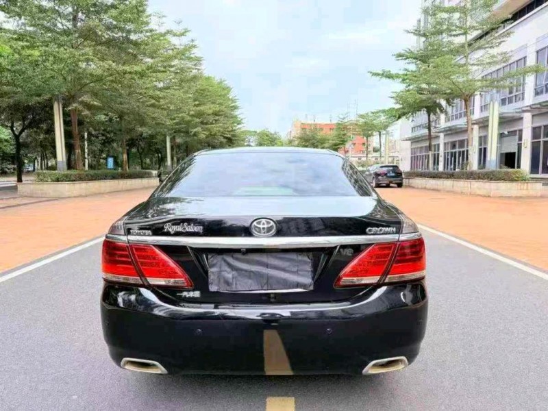 東莞15年豐田皇冠5