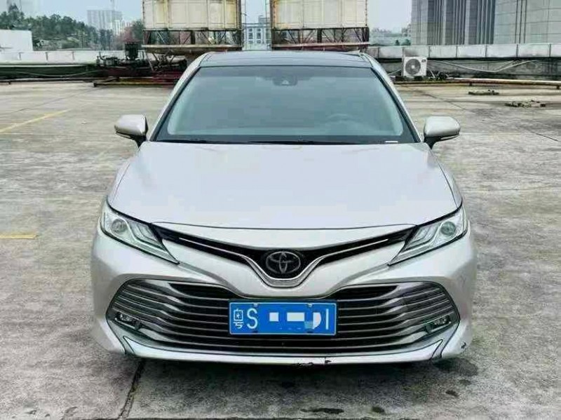 東莞19年豐田凱美瑞1