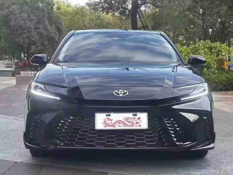 佛山25年丰田凯美瑞1