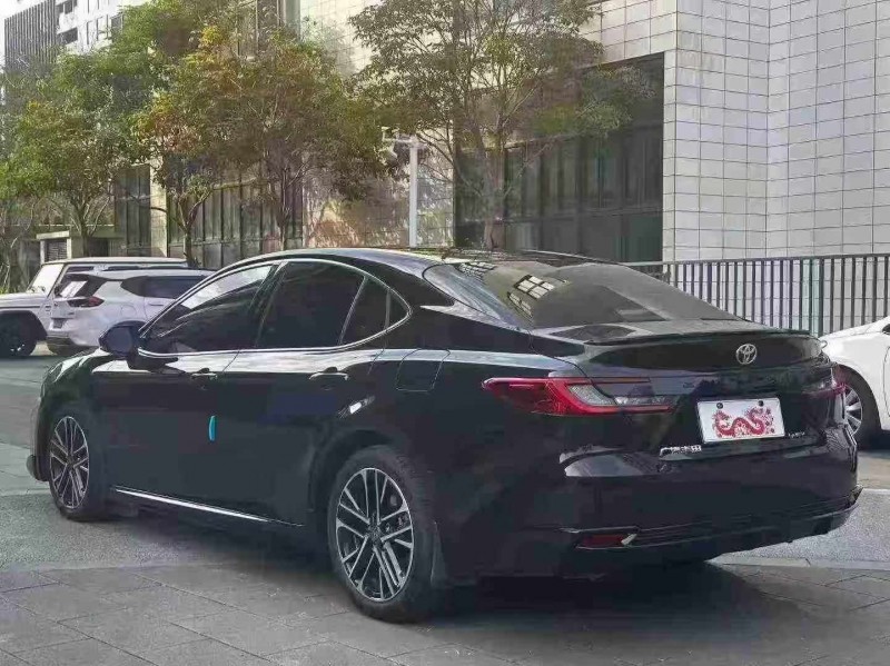 佛山25年丰田凯美瑞4