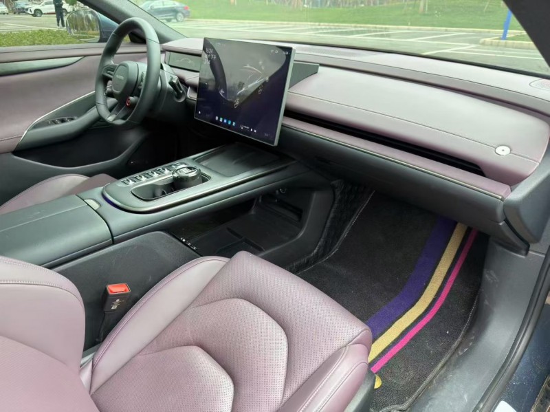 昆明26年小米SU76