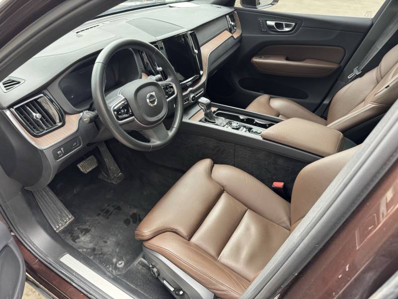 济宁21年沃尔沃XC604