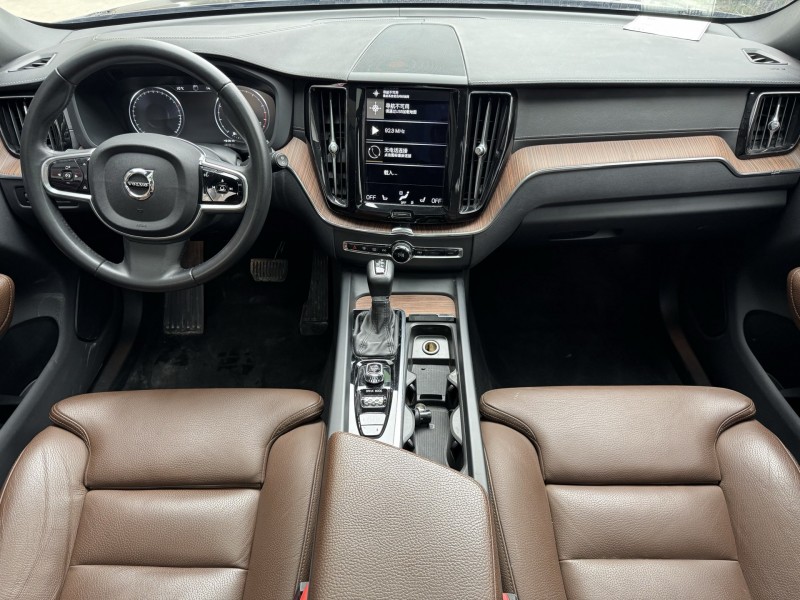 济宁21年沃尔沃XC606