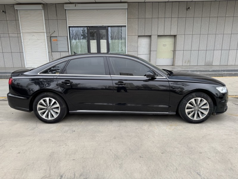 濟寧16年奧迪A6L8