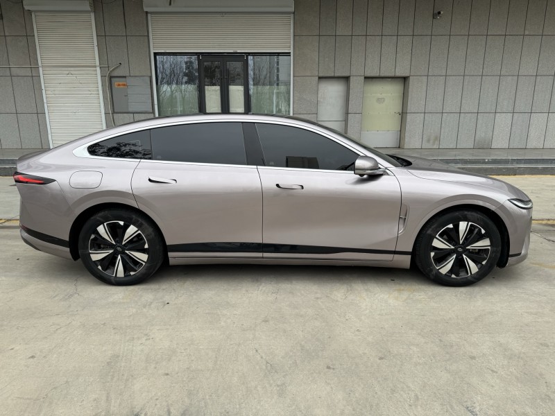 濟寧24年長安汽車啟源8