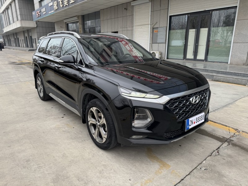 济宁20年现代新胜达3