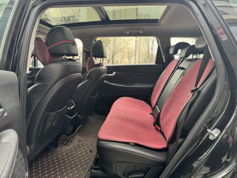 济宁20年现代新胜达6