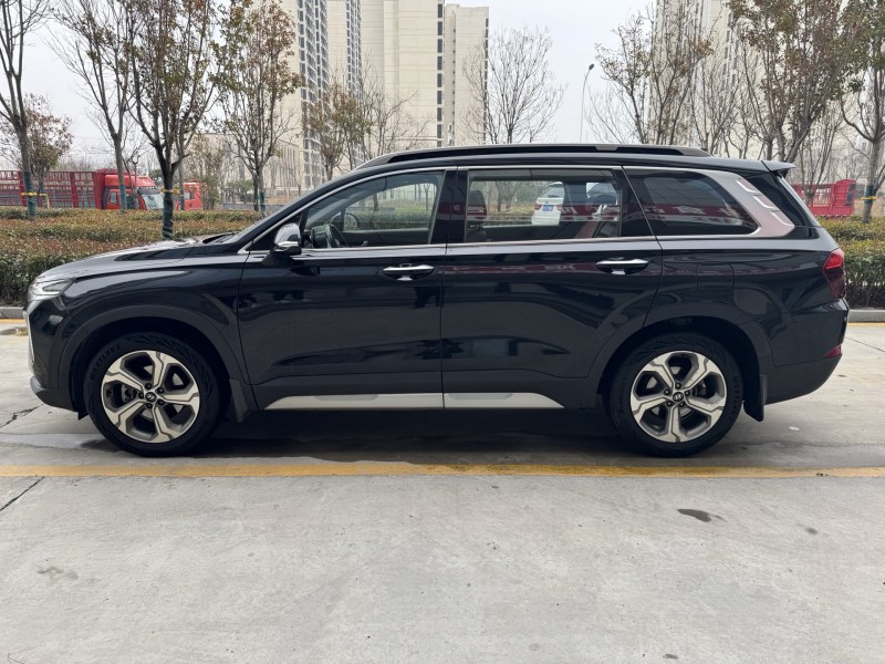 济宁20年现代新胜达8