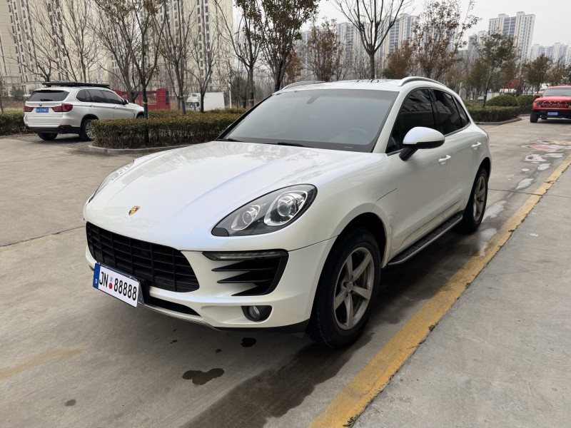 济宁15年保时捷Macan2