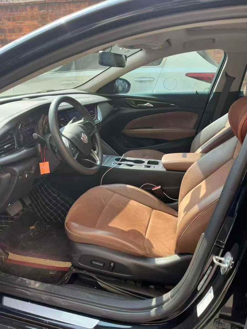 广州23年别克君威6