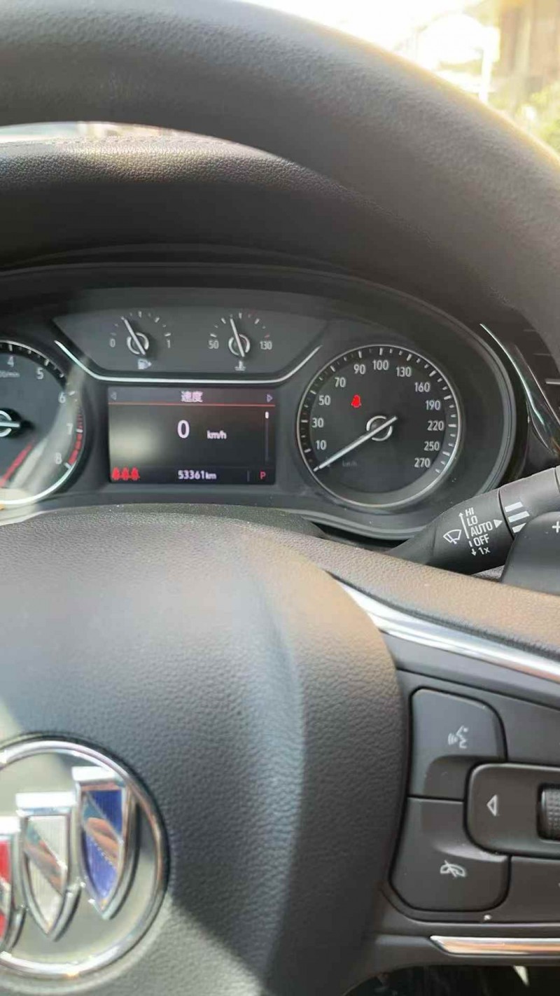 广州23年别克君威8