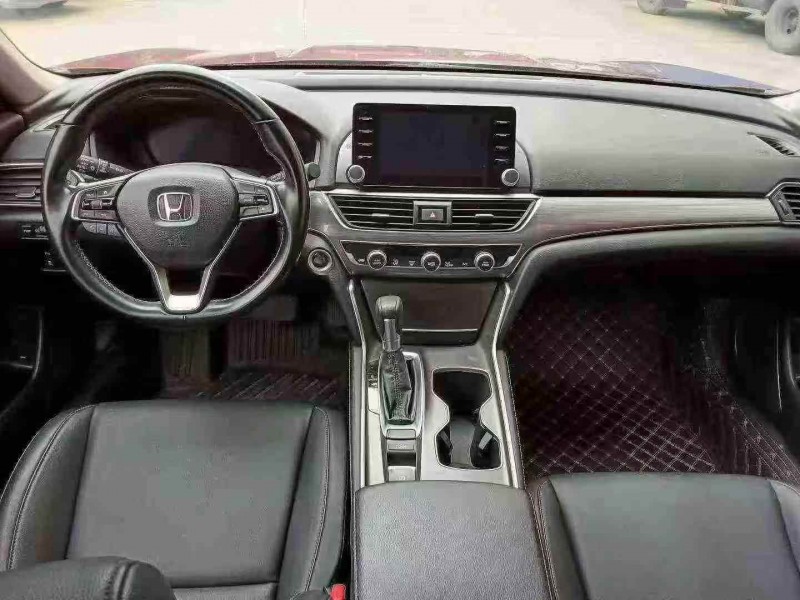 广州21年本田雅阁8