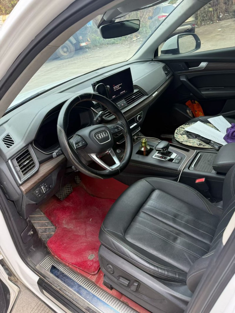 乐山22年奥迪Q53