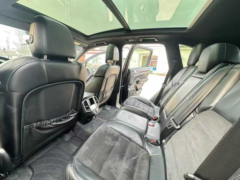 徐州17年保时捷卡宴6