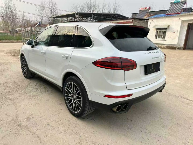 徐州17年保时捷卡宴8