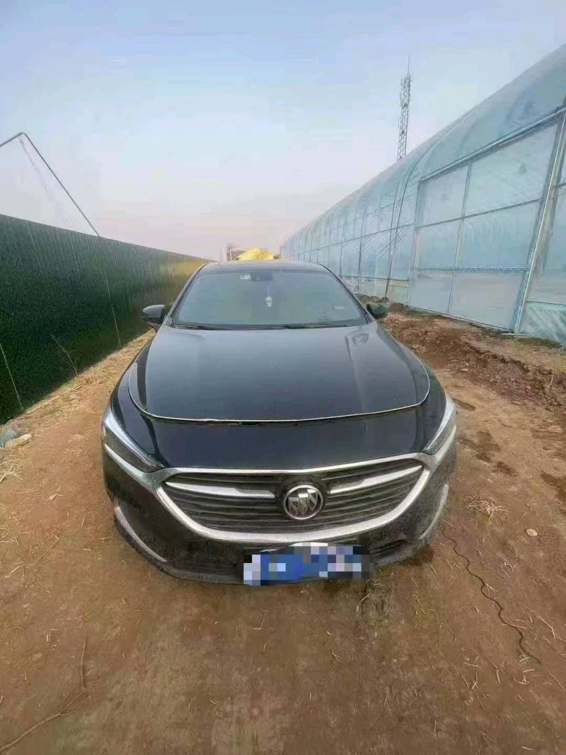 潍坊19年别克君越1