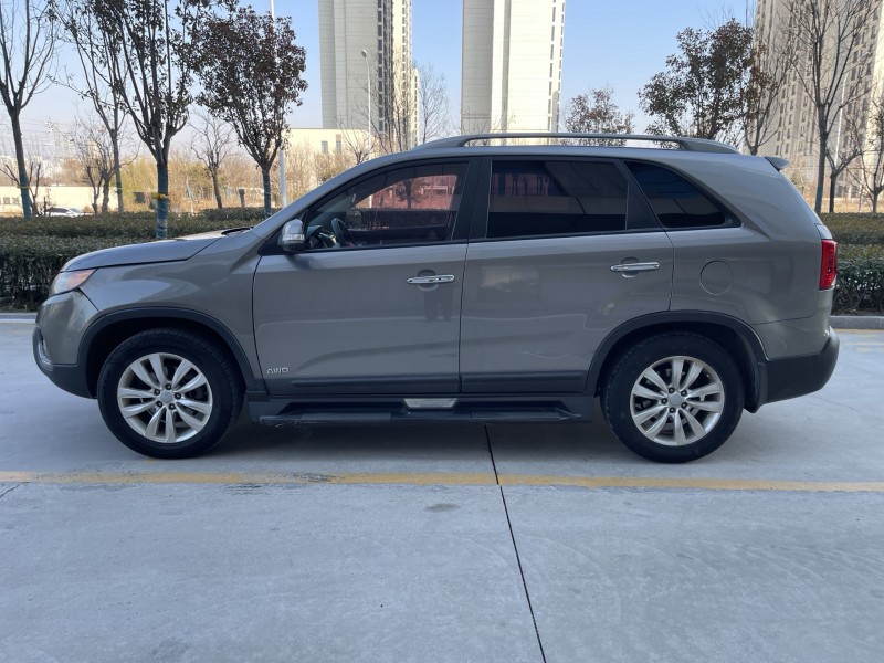 济宁12年起亚索兰托8