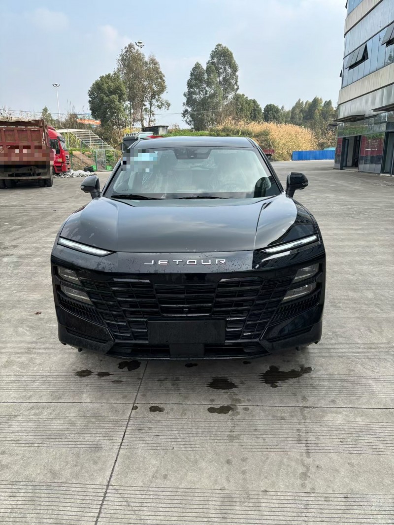 乐山25年奇瑞捷途1