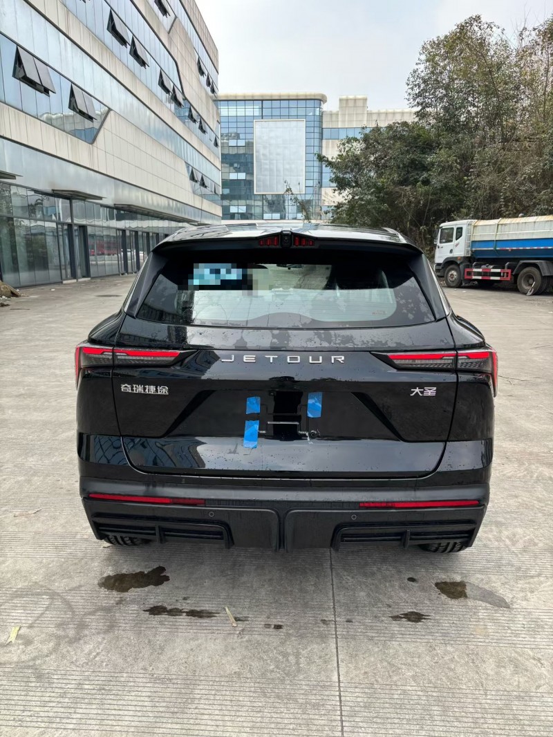 乐山25年奇瑞捷途6