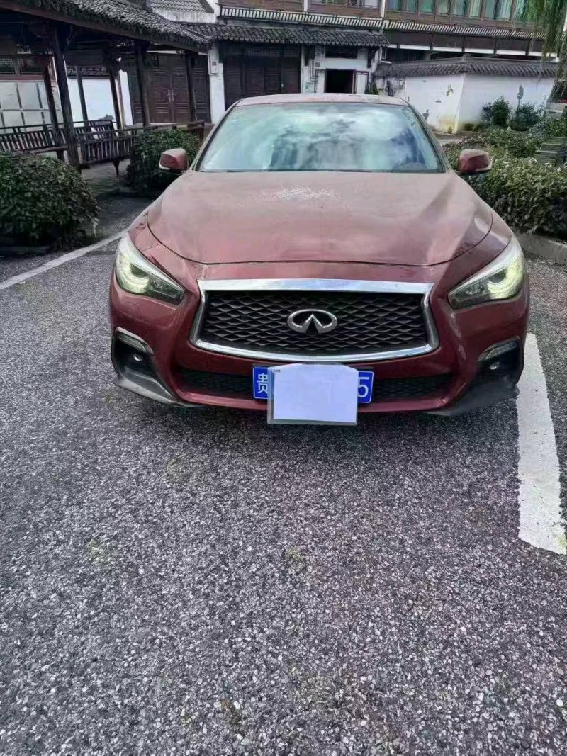 嘉兴18年英菲尼迪Q501