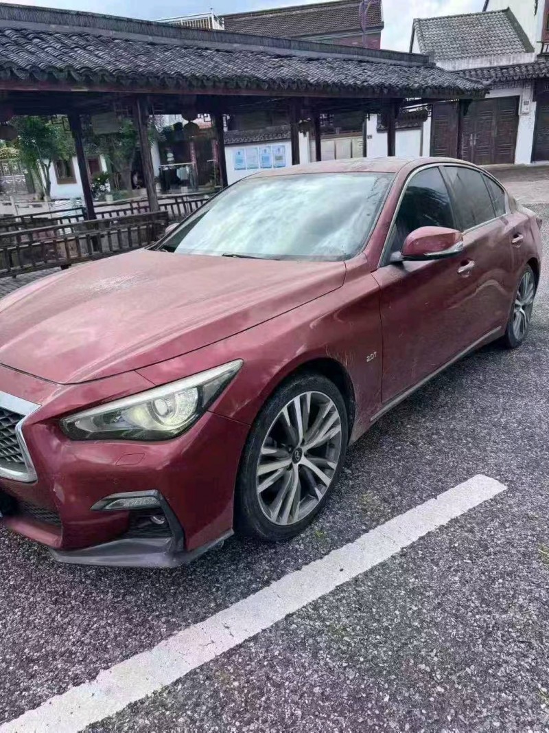 嘉兴18年英菲尼迪Q502