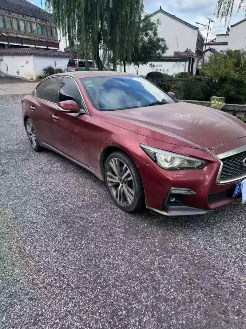 嘉兴18年英菲尼迪Q506