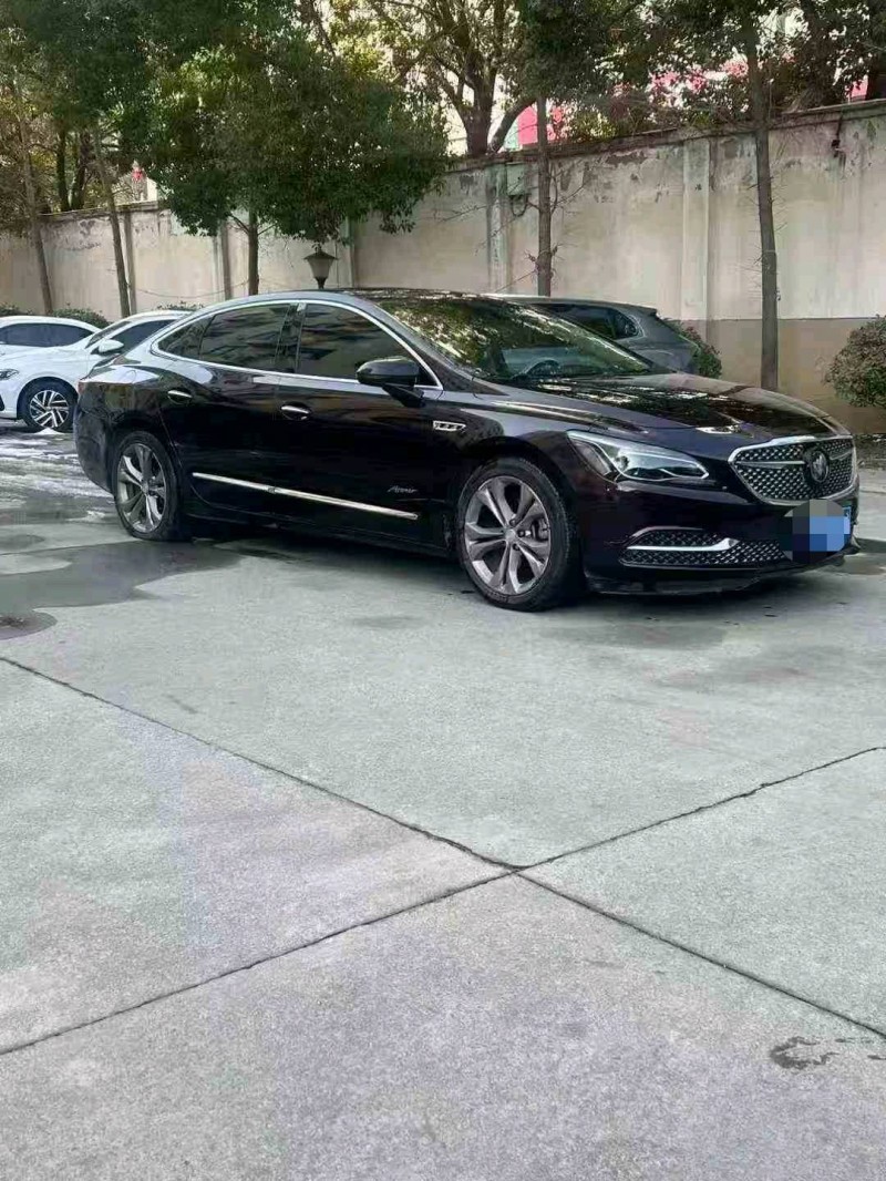 蚌埠19年别克君越2