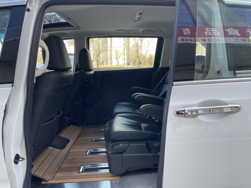 济宁21年本田奥德赛4