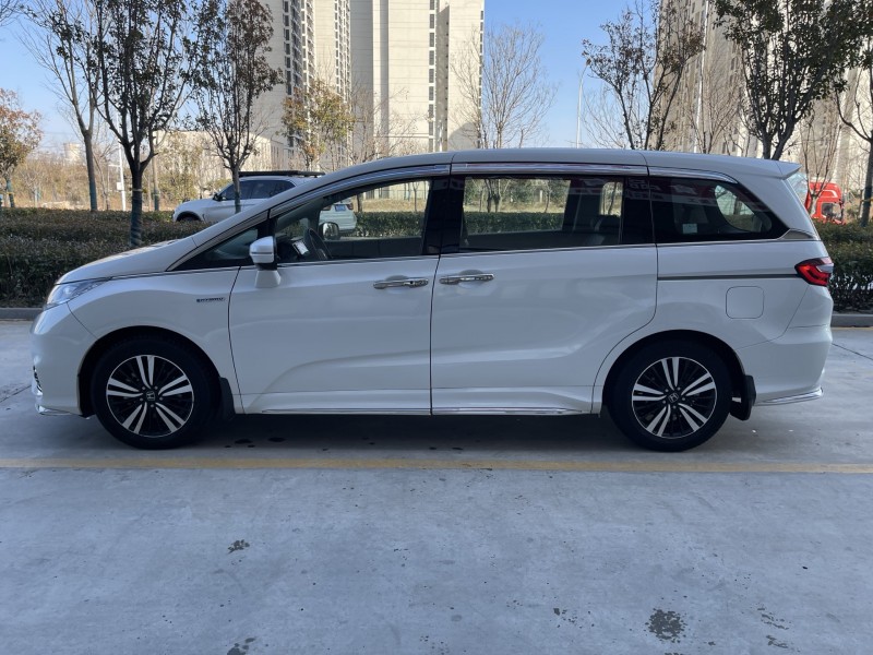 济宁21年本田奥德赛6