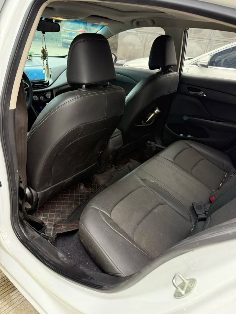 乐山19年雪佛兰科沃兹4