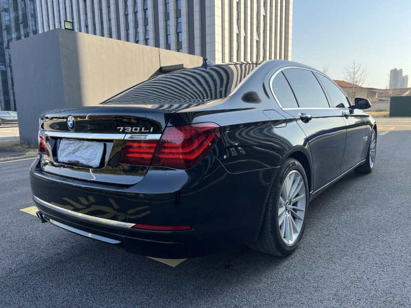 岳陽15年寶馬7系5