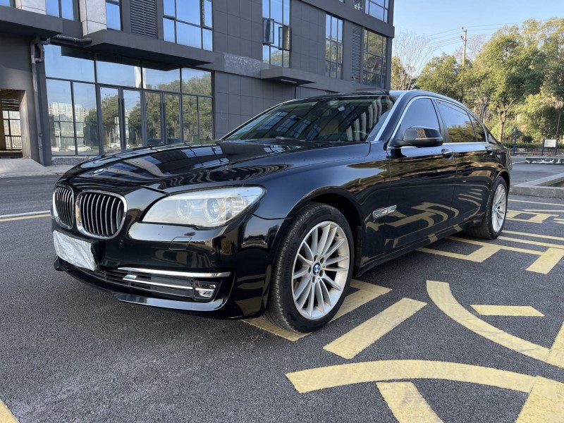 岳陽15年寶馬7系9