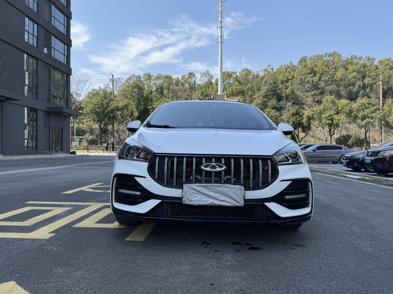 岳阳24年奇瑞艾瑞泽1