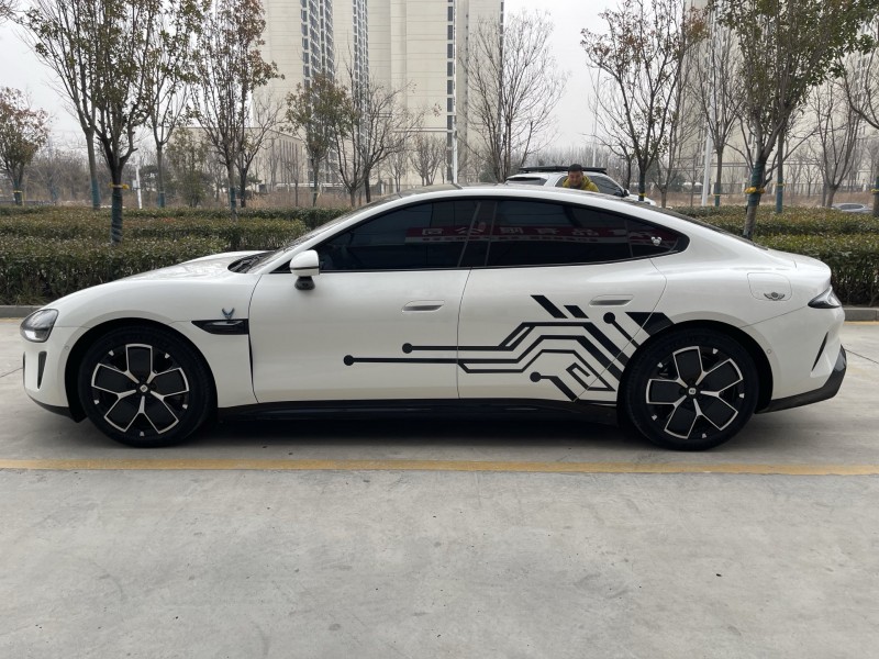 济宁24年小米SU77