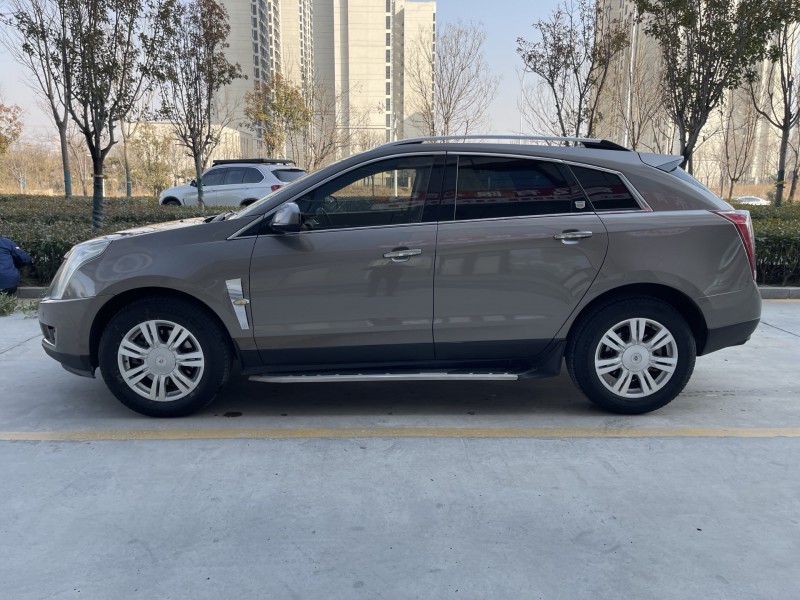 济宁13年凯迪拉克SRX4