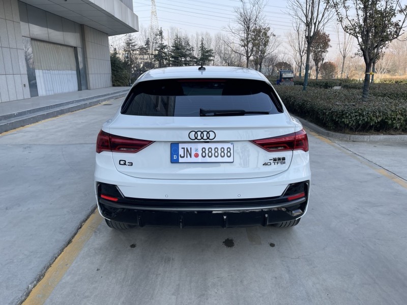 济宁22年奥迪Q35