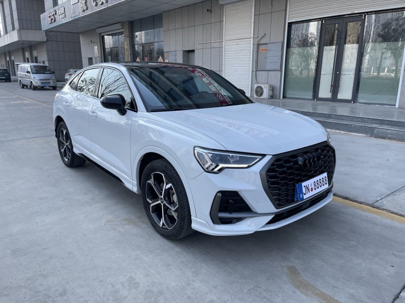 济宁22年奥迪Q39