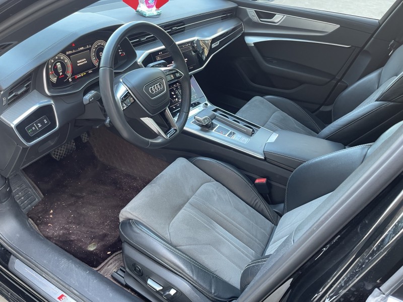 济宁23年奥迪A6L6