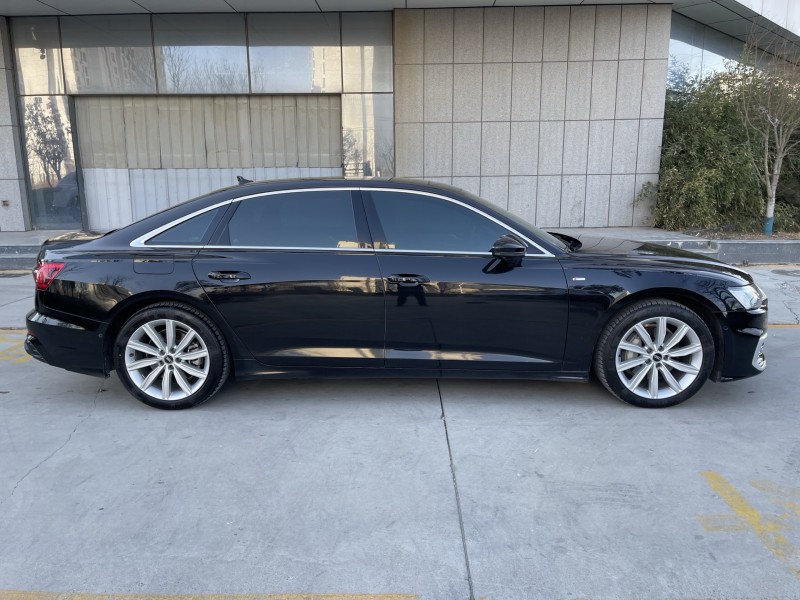 济宁24年奥迪A6L8