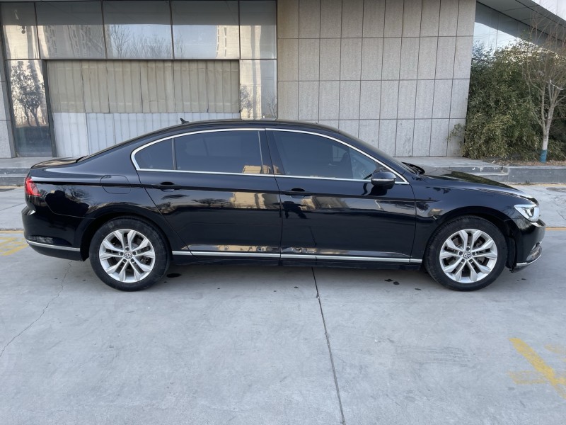 济宁20年大众迈腾7