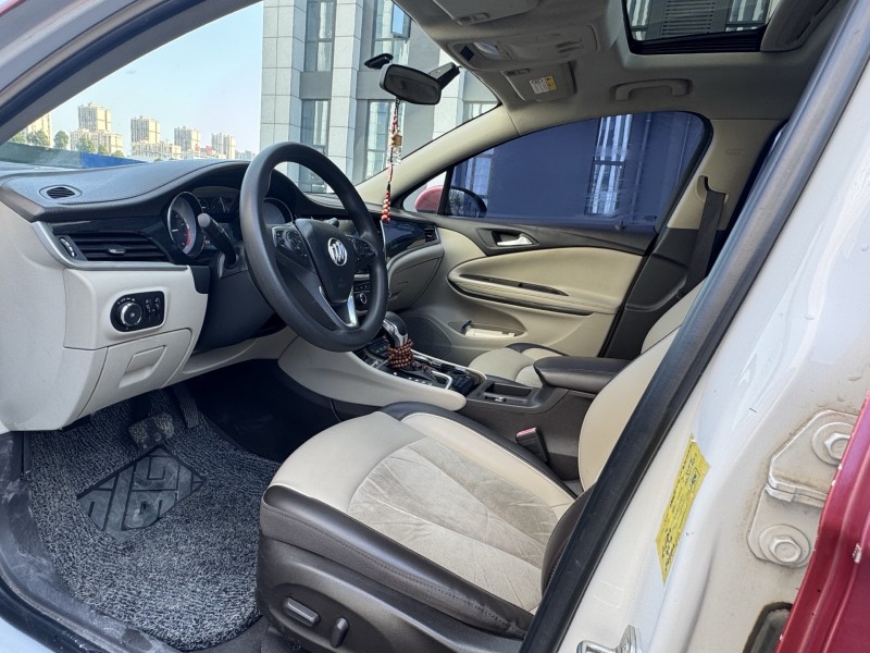 岳阳17年别克威朗3