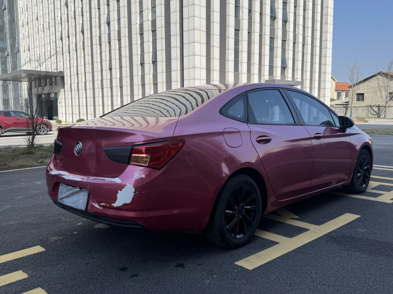 岳阳17年别克威朗7