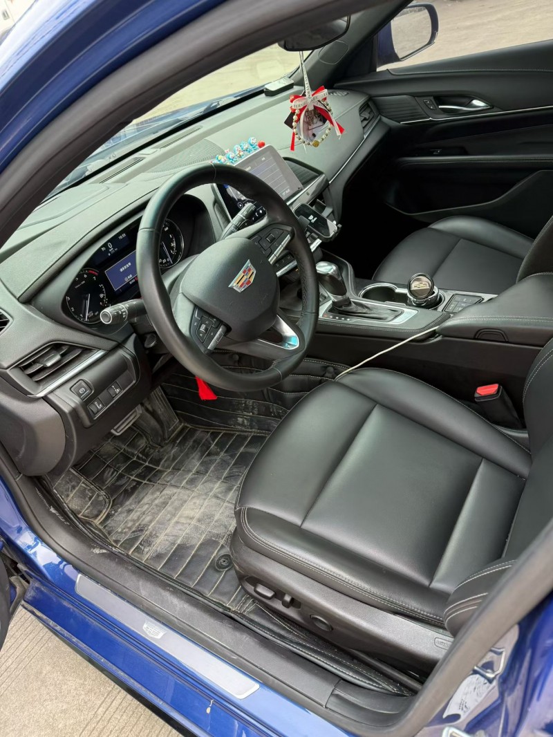 乐山20年凯迪拉克CT43