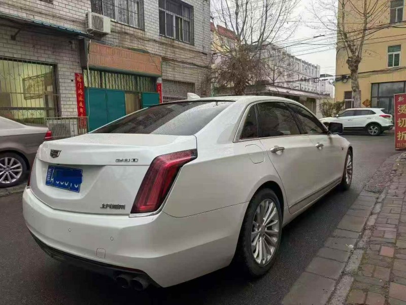 石家庄18年凯迪拉克CT66